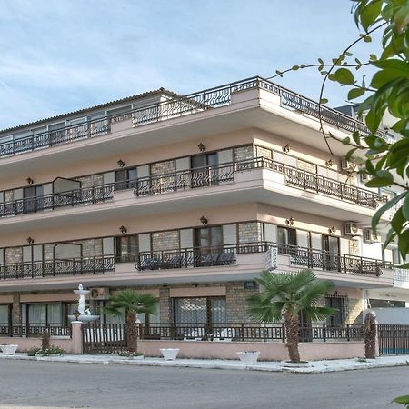 Kristi'S Apartments Holiday Olympiaki Akti Bagian luar foto